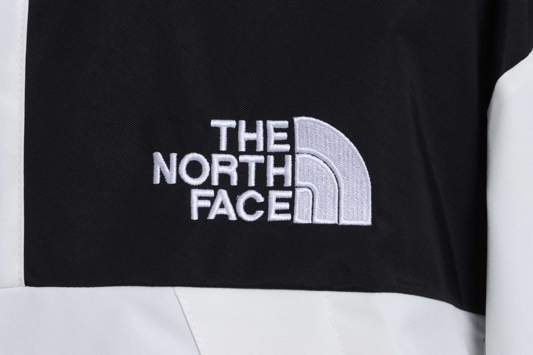 The North Face Contrast Color Stitching Jacket