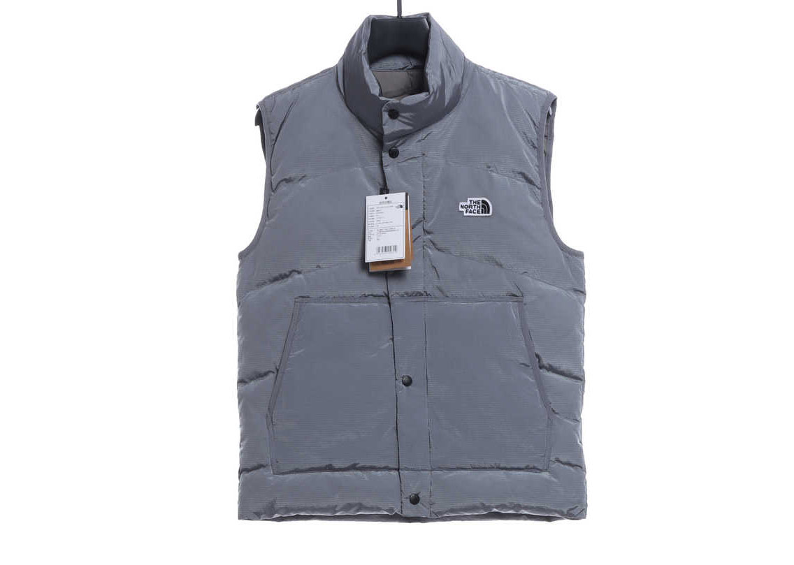 The North Face chest patch micro label down vest