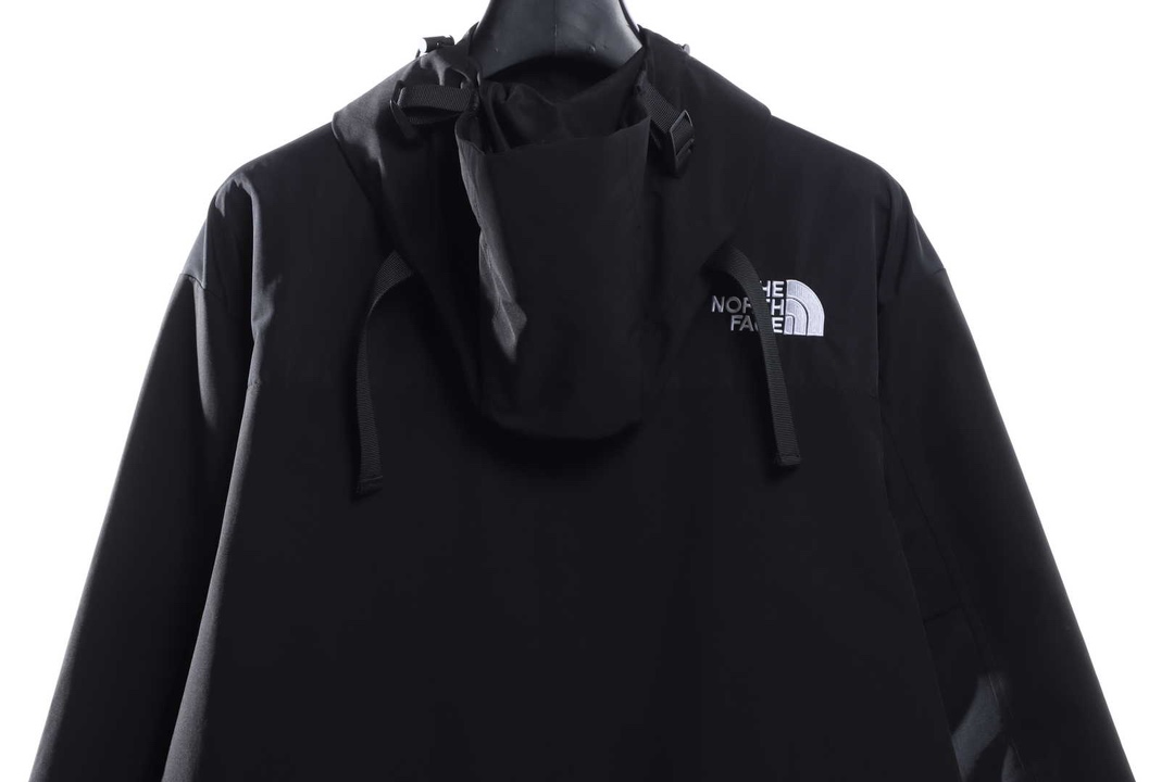 The North Face Contrast Color Stitching Jacket