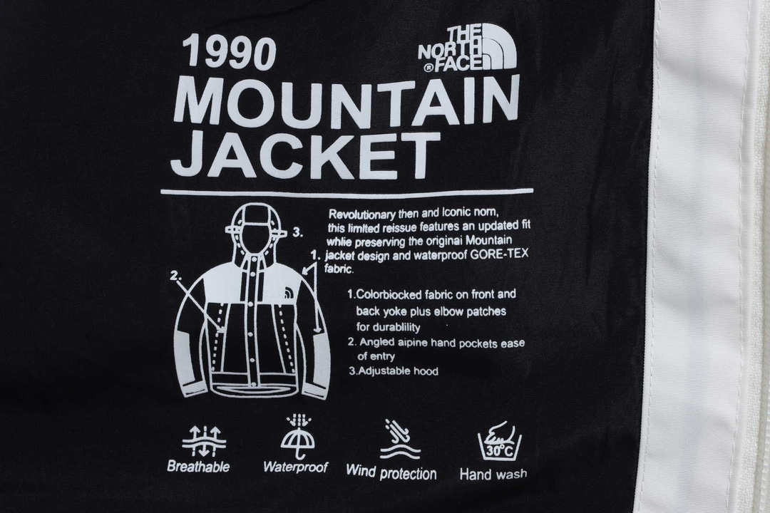 The North Face Contrast Color Stitching Jacket