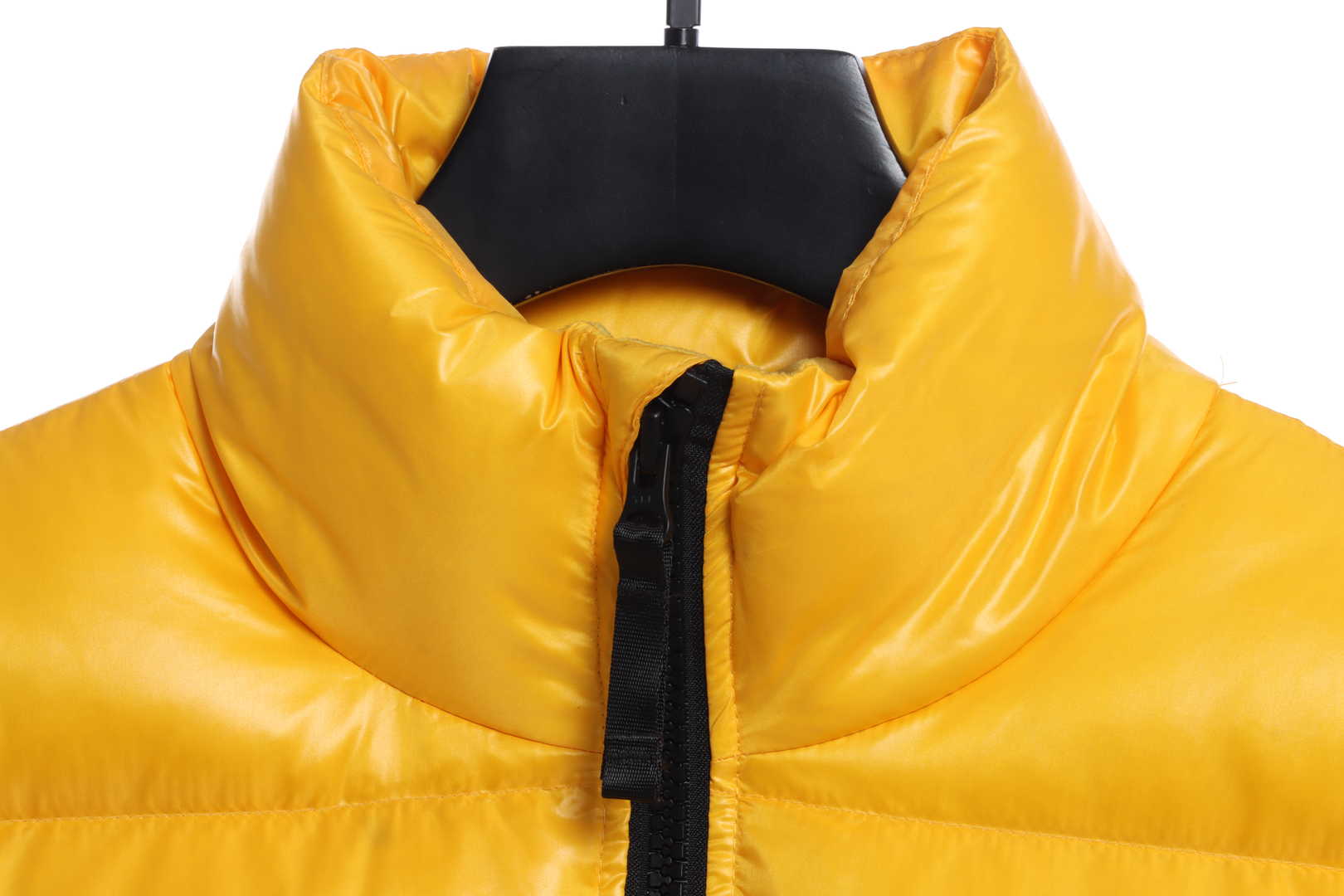 NK 𝐱 𝐃𝐫𝐚𝐤𝐞 𝐍𝐨𝐜𝐭𝐚 Collection co-branded stand-up collar down jacket