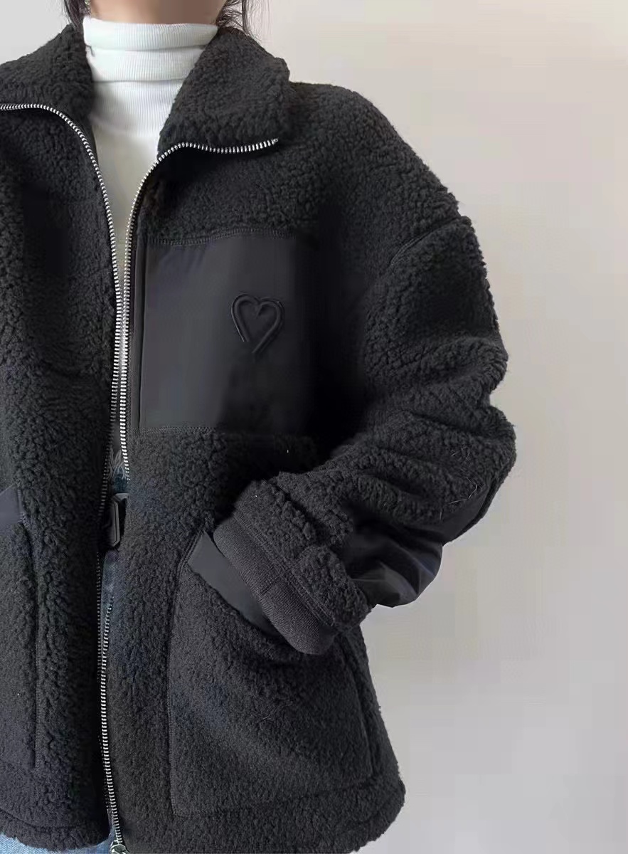 AM1 three-dimensional embossed stitching sherpa jacket