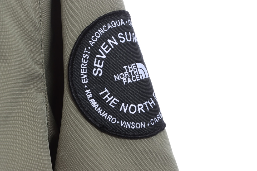 The North Face Sleeve Logo Embroidered Tech Jacket