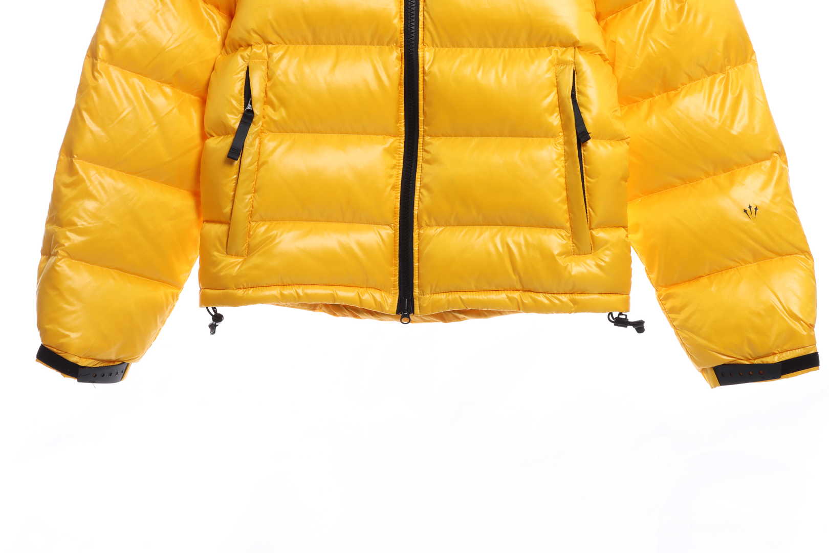 NK 𝐱 𝐃𝐫𝐚𝐤𝐞 𝐍𝐨𝐜𝐭𝐚 Collection co-branded stand-up collar down jacket