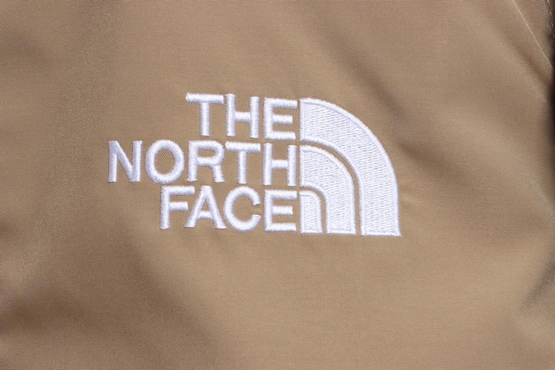 The North Face Sleeve Logo Embroidered Tech Jacket