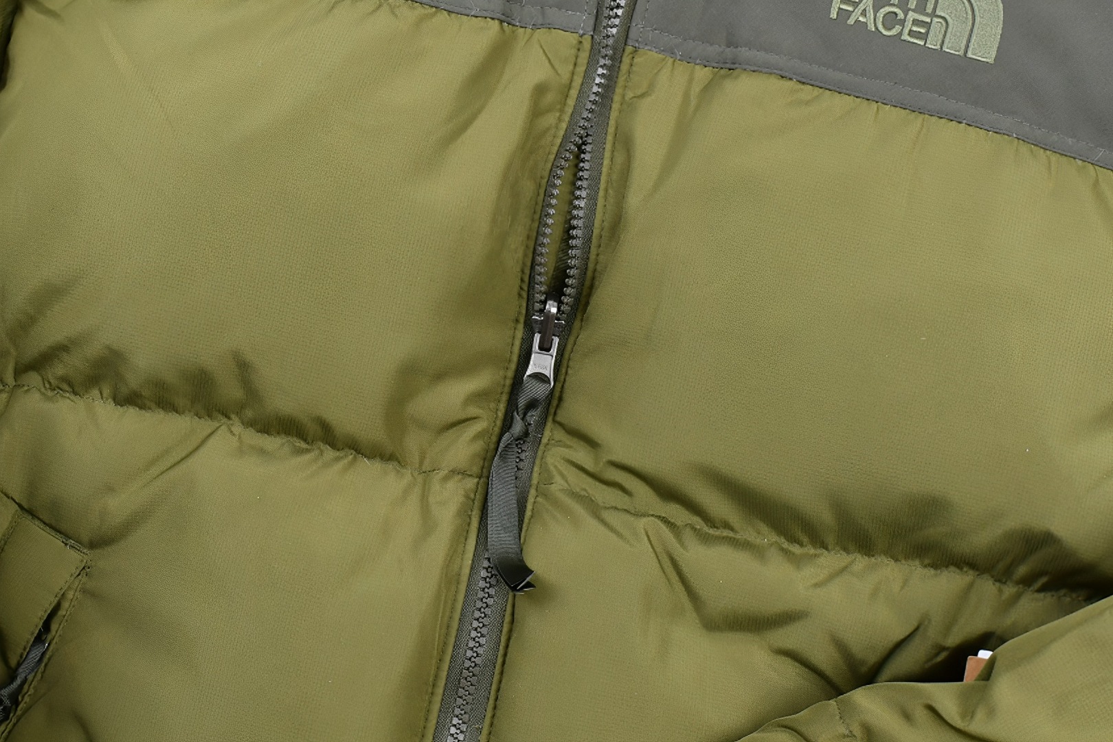 The North Face TNF  1996 Down Jacket Army Green