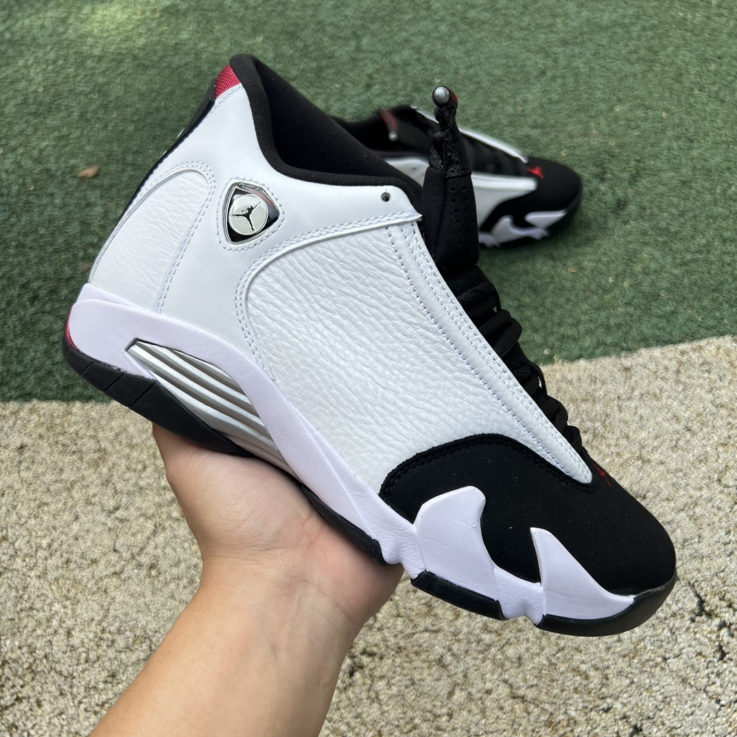 Jordan 14 Jordan 14 Retro Black Toe (2024)