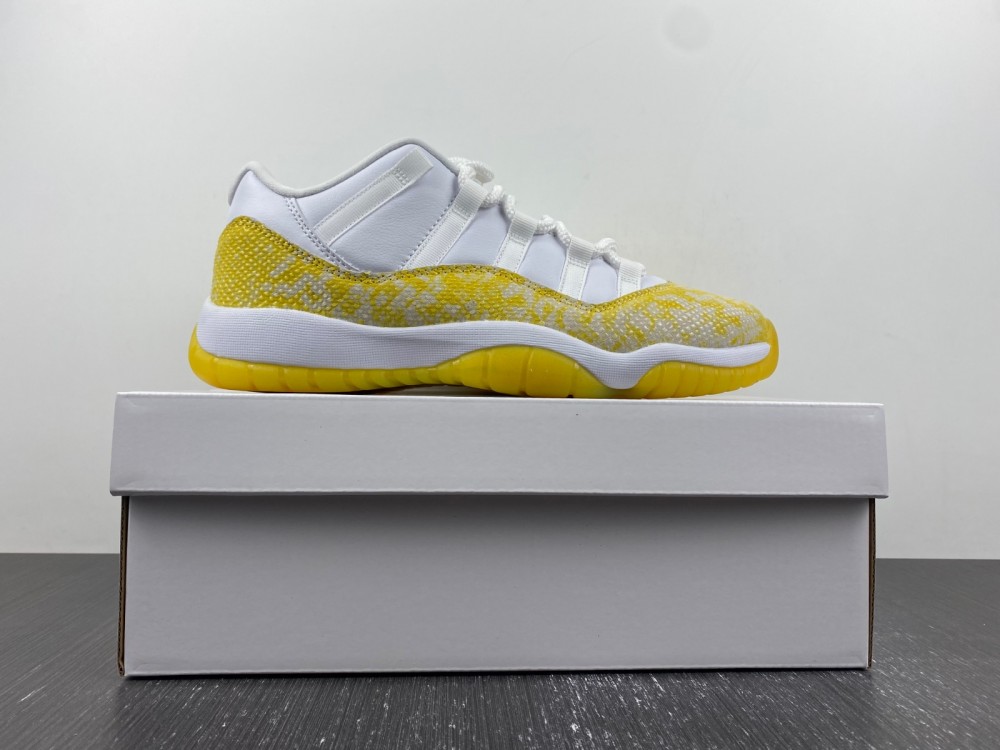 Air Jordan 11 Low WMNS “Yellow Snakeskin”AH7860-107