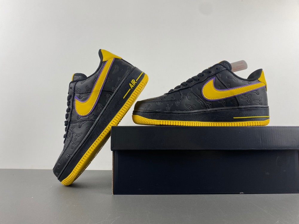 Kobe Bryant x Nike Air Force 1 Low HV5122-001