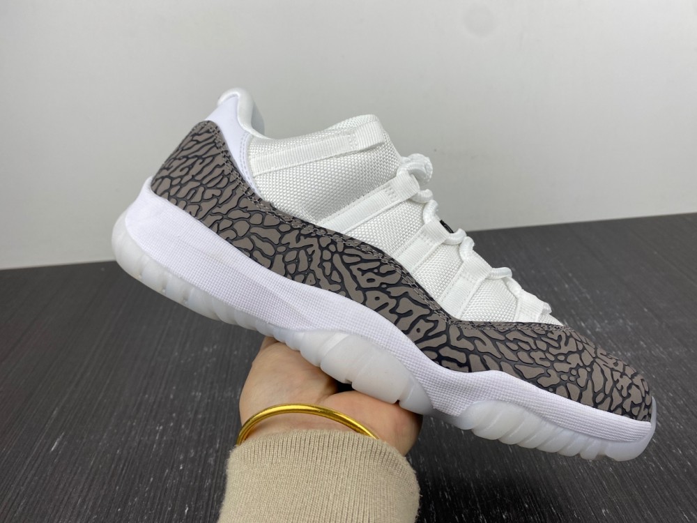 Air Jordan 11 Low WMNS “Yellow Snakeskin”AV2187-140