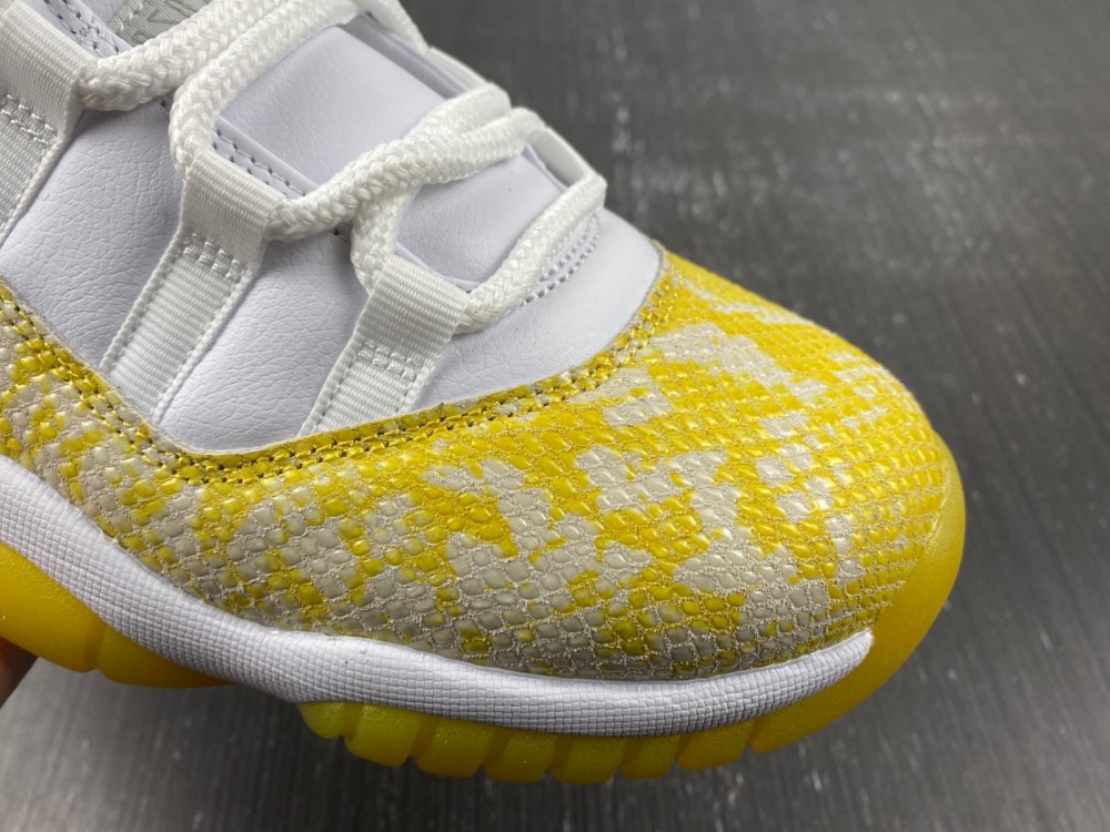 Air Jordan 11 Low WMNS “Yellow Snakeskin”AH7860-107