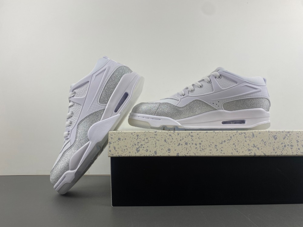 Air Jordan 4 RM HQ3441-111