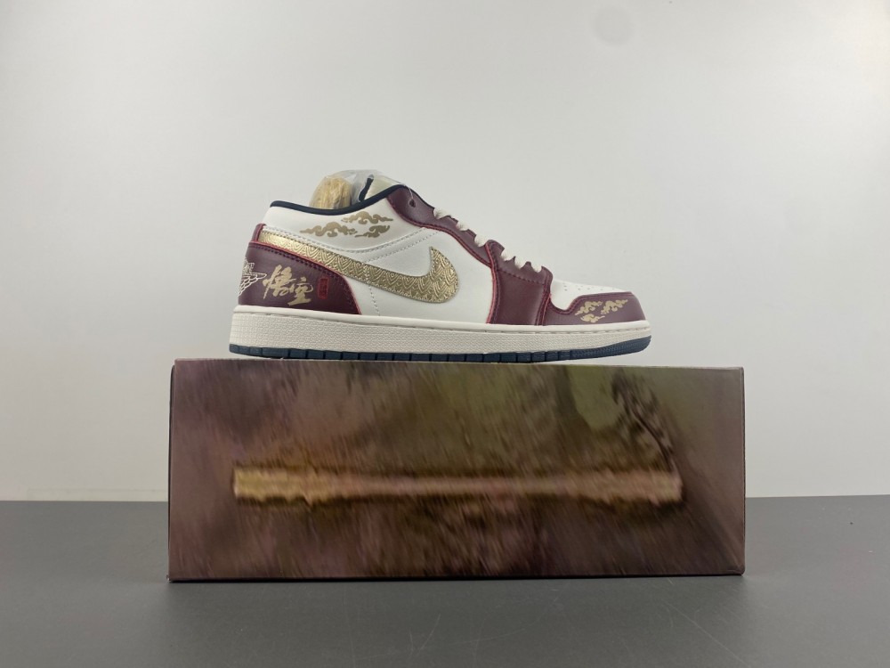 Air Jordan 1 Low SE “Year of the FJ5735-100