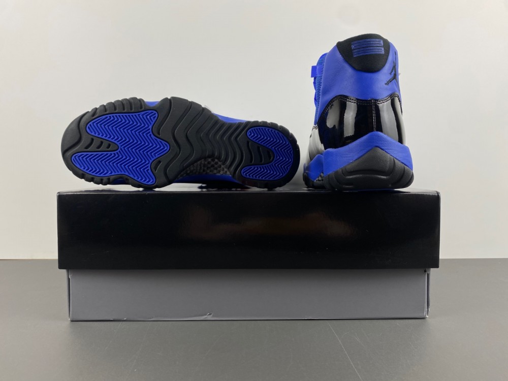 Air Jordan 11 CT8012-400