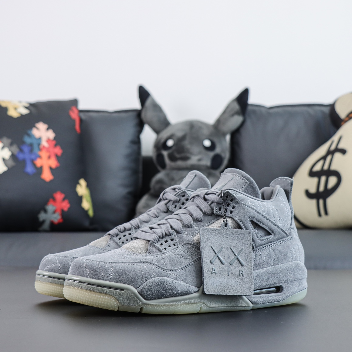 Jordan 4 Retro Kaws 930155-003