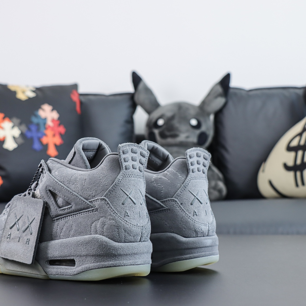 Jordan 4 Retro Kaws 930155-003