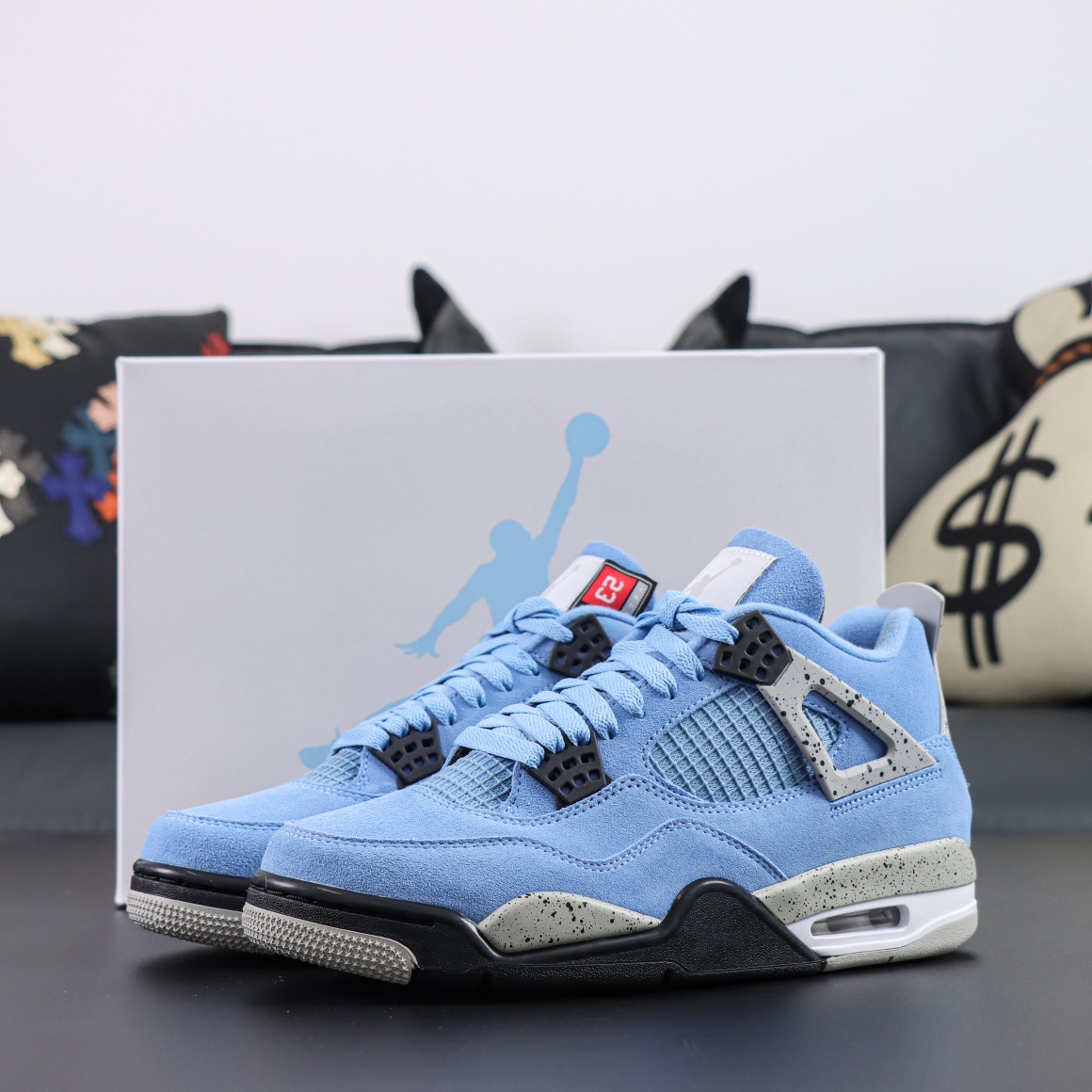 Max US16 Jordan 4 Retro University Blue CT8527-400