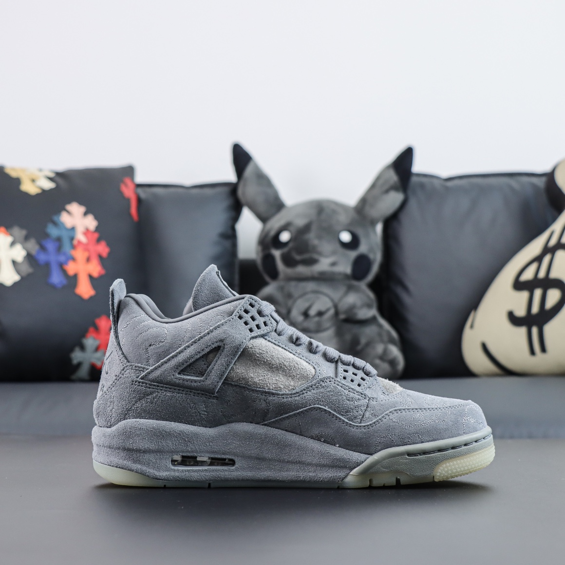 Jordan 4 Retro Kaws 930155-003