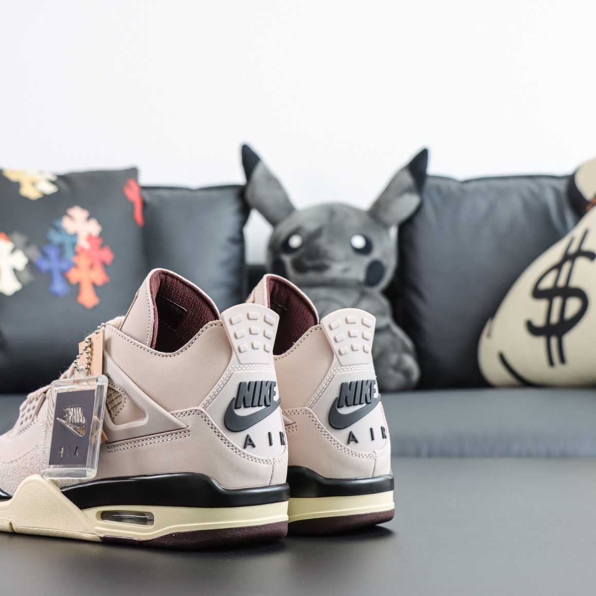 Max US16 A Ma Maniére x Air Jordan 4 “Fossil Stone”FZ4810-200