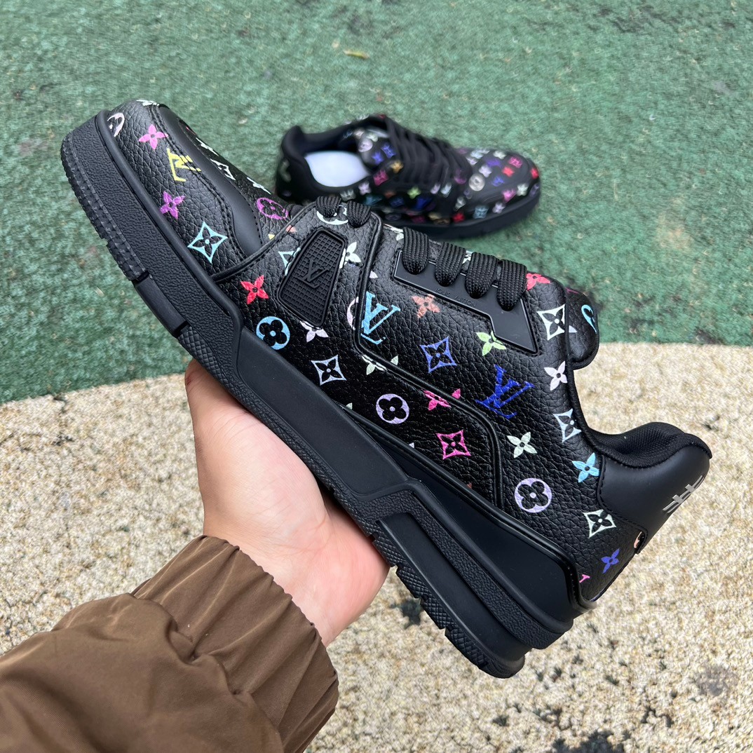 takashi murakami x l**is V*t*n trainer sneakers3