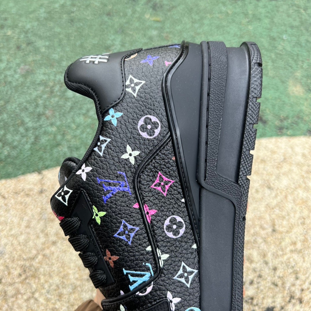 takashi murakami x l**is V*t*n trainer sneakers3