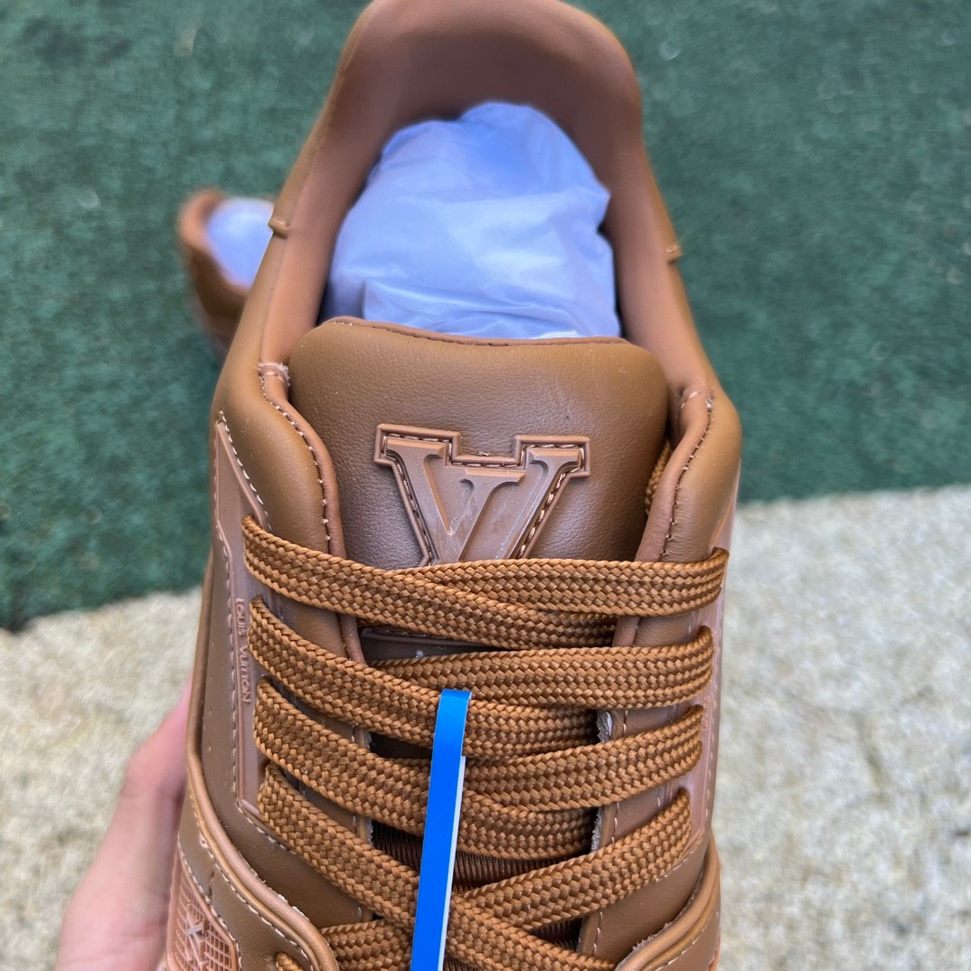 l**is V*t*n trainer sneakers11