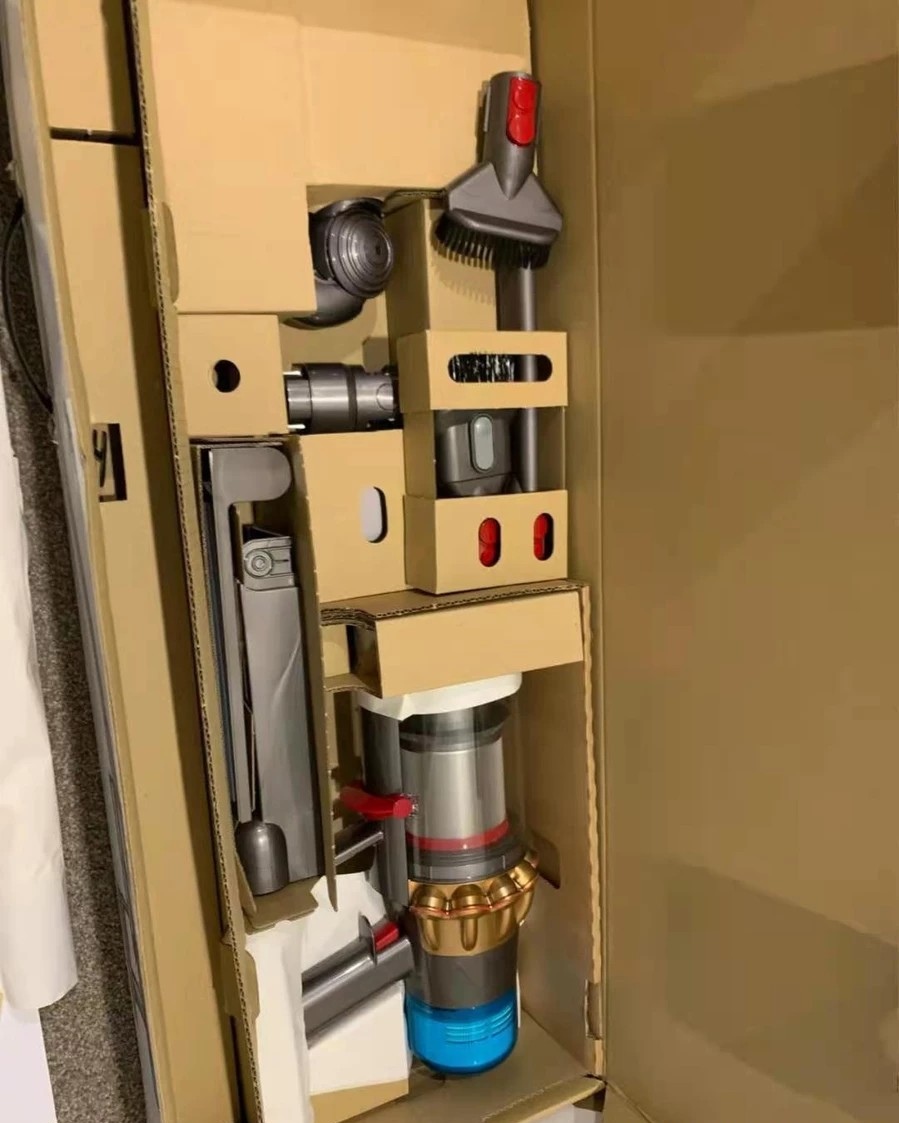 Dyson Vacuum Cleaner V15 Clearance Sale. Denive