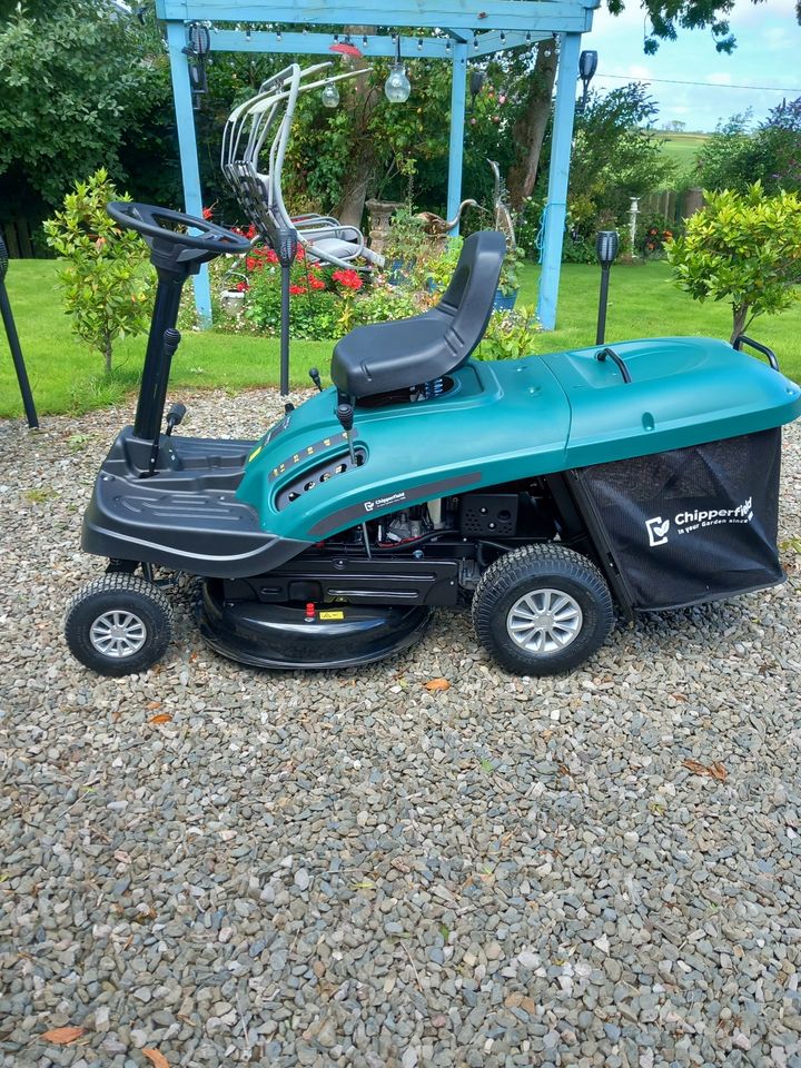 Brand new Chipperfield ride on mower costco
