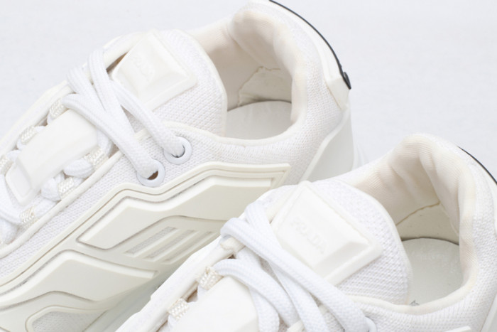 Prada snekaers P000006