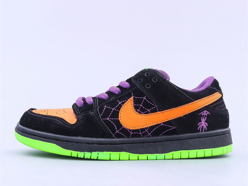Nike Dunk SB Low Night of Mischief Halloween