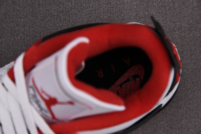 Air Jordan 4 OG Fire Red DC7770-160