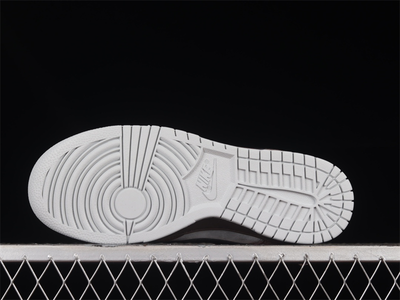 Otomo Katsuhiro x Nk SB Dunk Low 