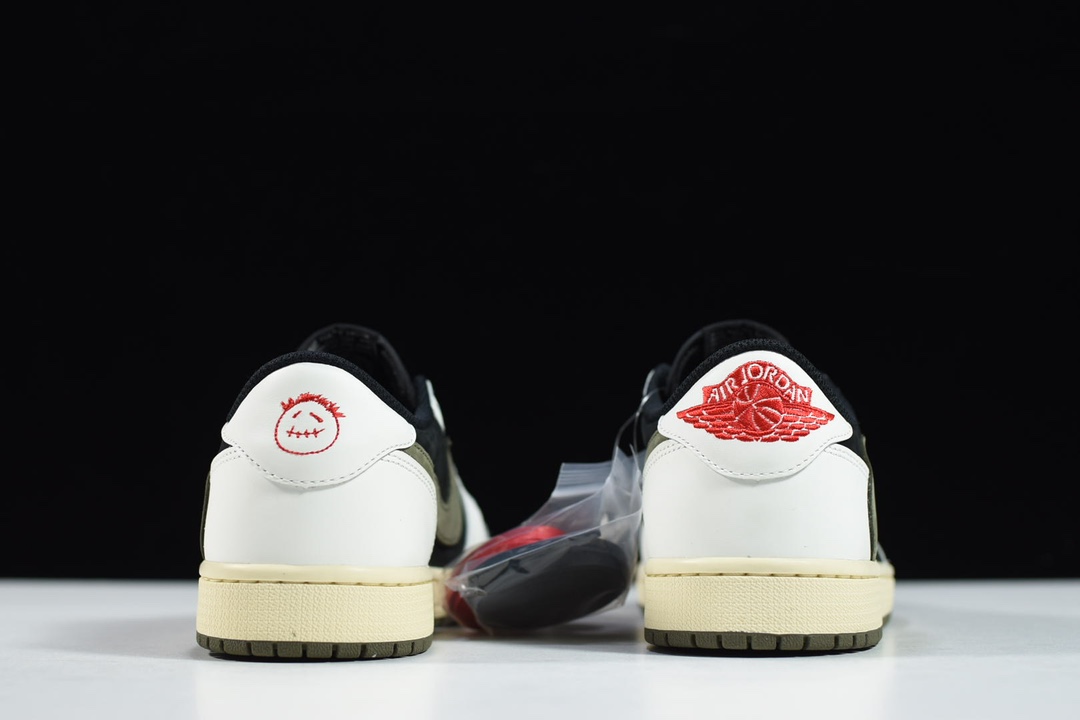 Jordan 1 Retro Low Travis Scott Olive  DZ4137-106