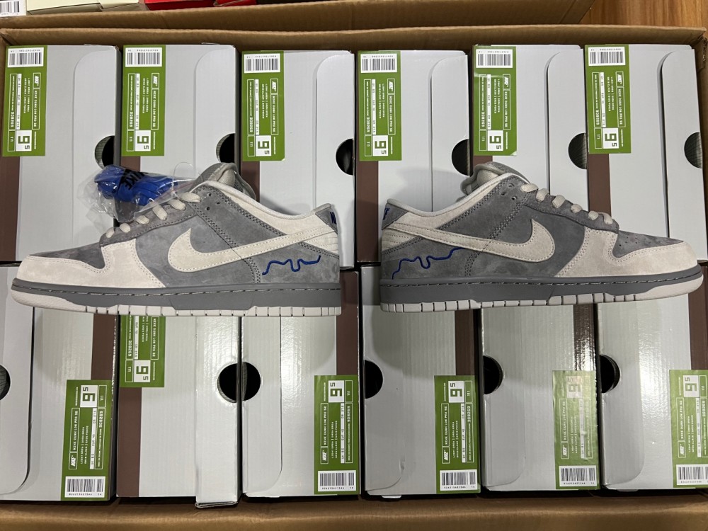 Nike SB Dunk Low London