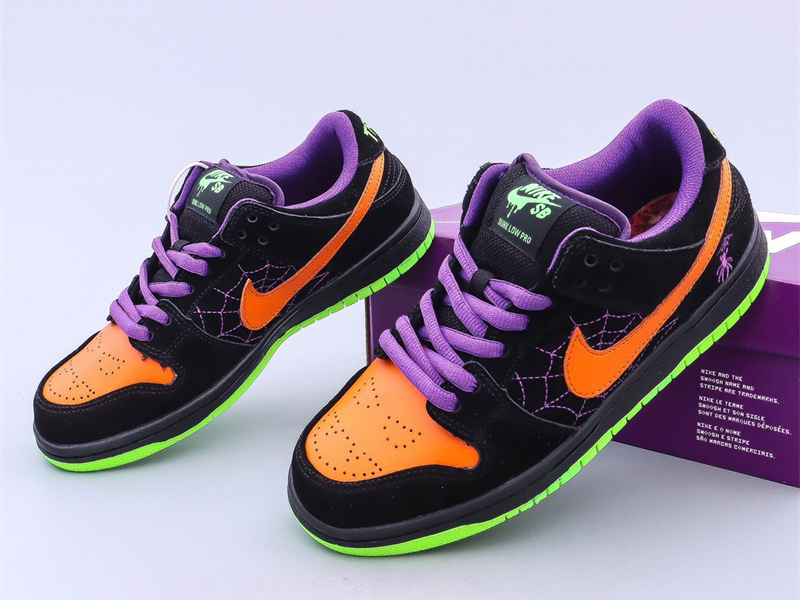 Nike Dunk SB Low Night of Mischief Halloween