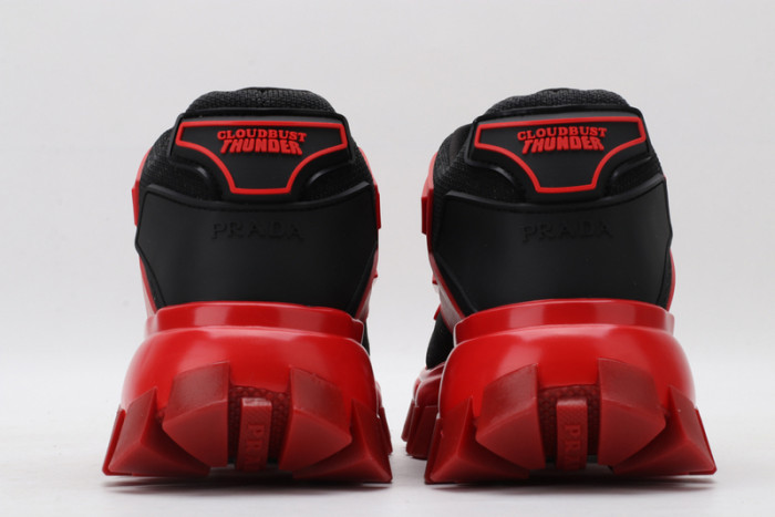 Prada snekaers P000002