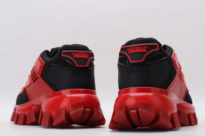 Prada snekaers P000002