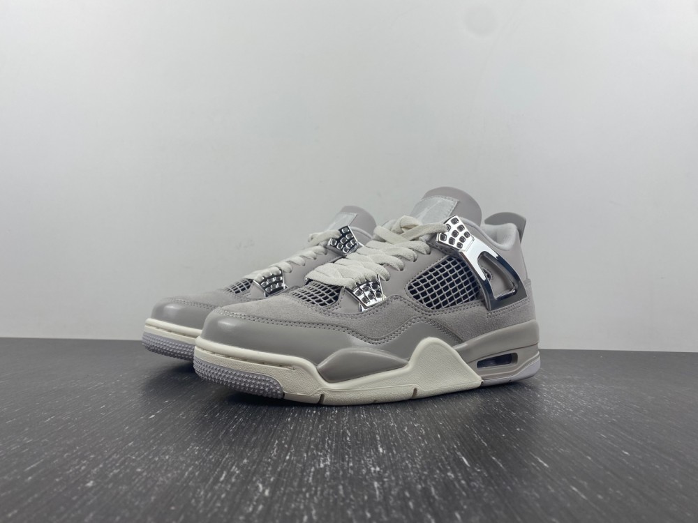 Air Jordan 4 WMNS “Frozen Moments”