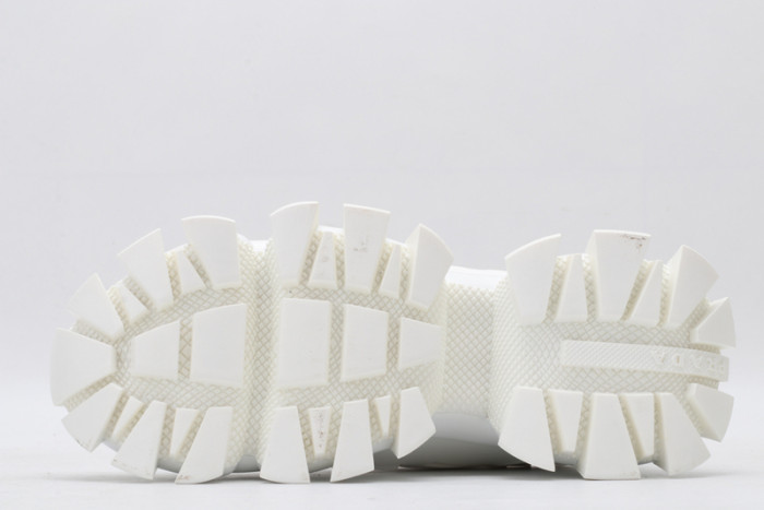 Prada snekaers P000006