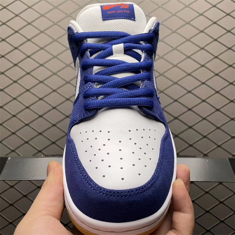 Nike SB Dunk Low Los Angeles Dodgers DO9395-400