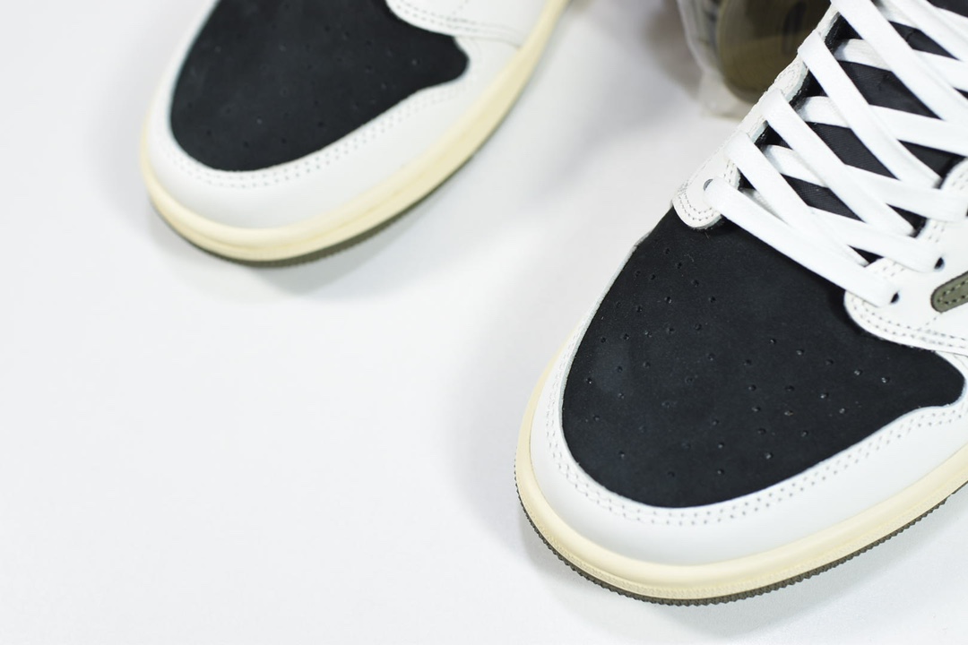 Jordan 1 Retro Low Travis Scott Olive  DZ4137-106