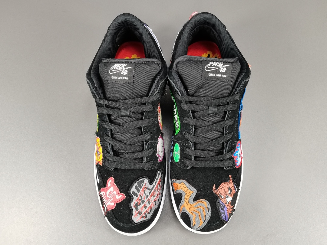 Neckface x NIKE SB DUNK LOW -  Halloween Essential