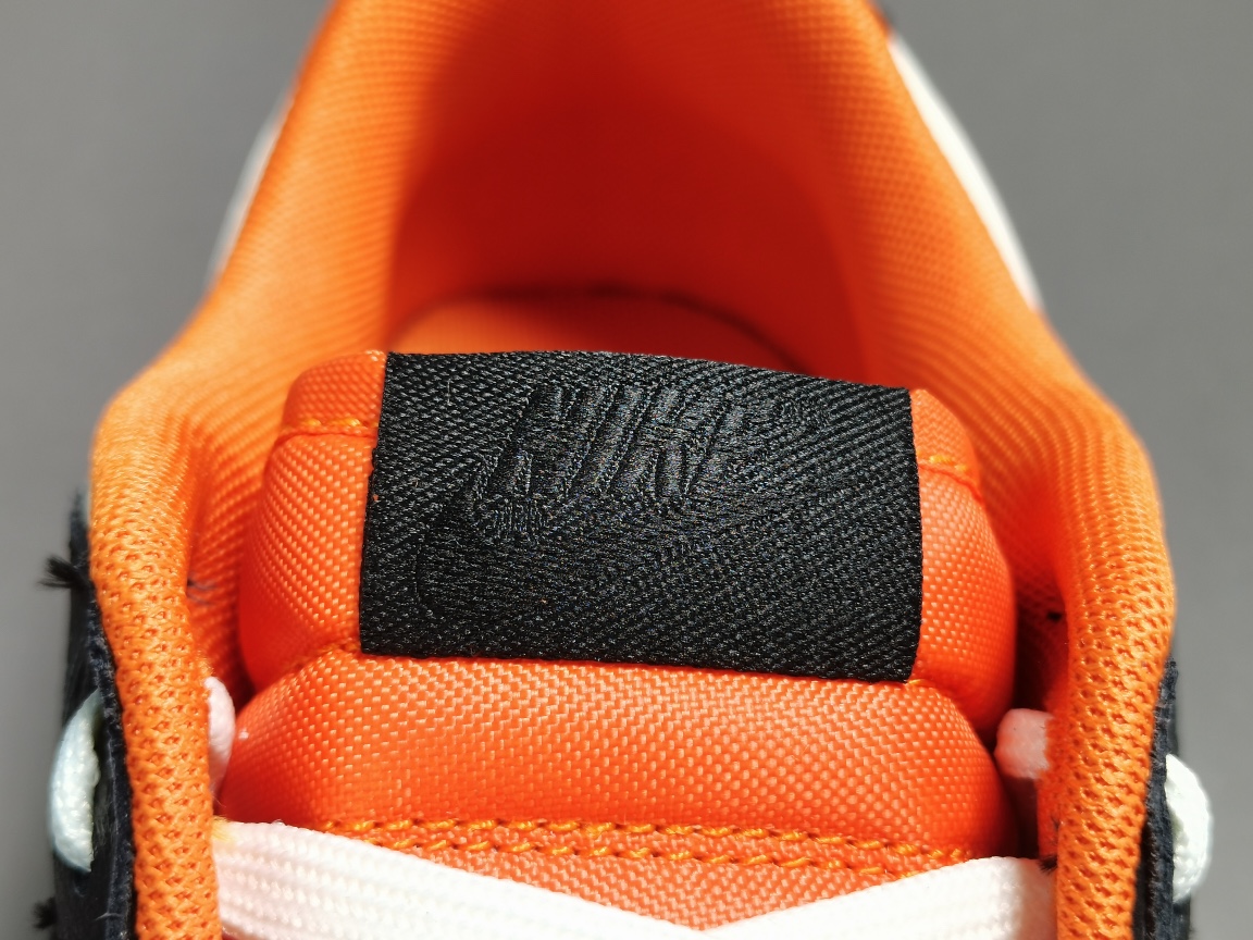 Nike Dunk Low＂Halloween＂