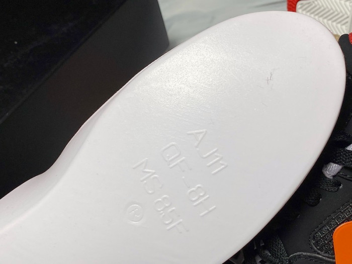 Air Jordan 4 Retro Bred 2019 Black Cement 308497-060