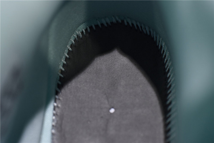 Nike Kyrie 5 Squidward CJ6951-300