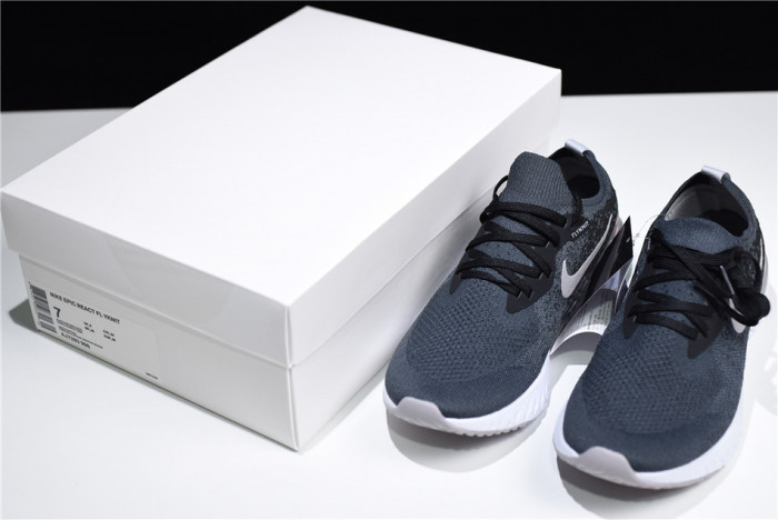 nike epic REACT FLYKNIT Black and grey dots point noirs ET gris AJ7283 996