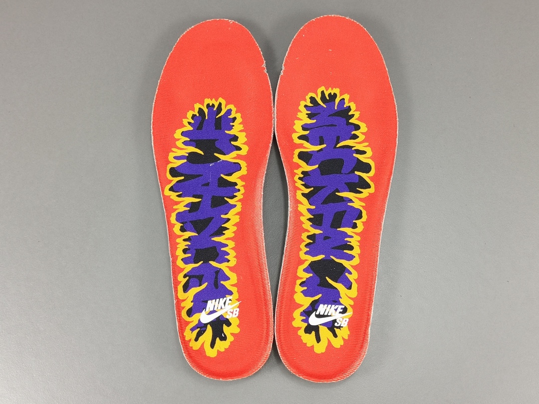 Neckface x NIKE SB DUNK LOW -  Halloween Essential