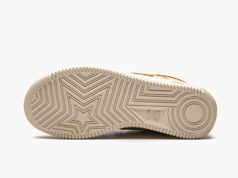 A BATHING APE® Mens BAPE STA YELLOW NUBUK