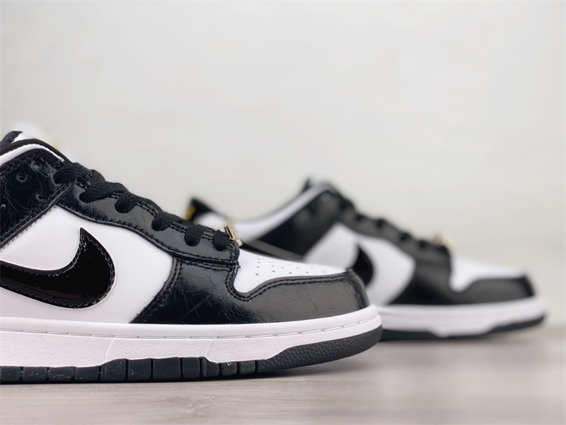 Nike Dunk Low World Champs Black White DR9511-100