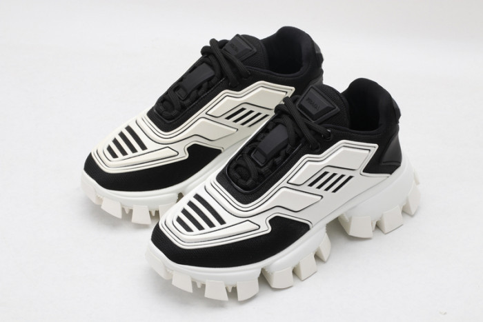 Prada snekaers P000008